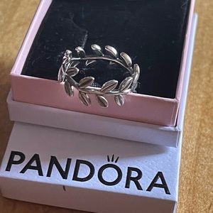 Pandora Ring